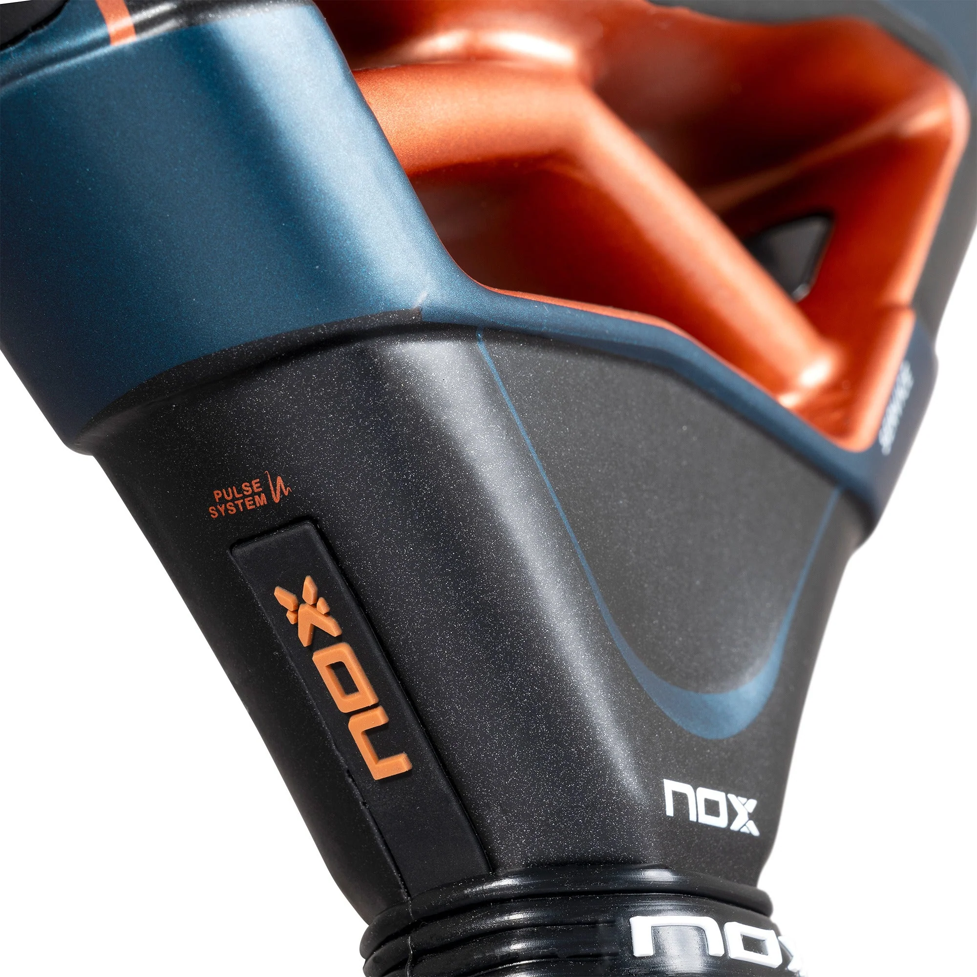 NOX AT10 GENIUS ATTACK 18K ALUM BY AGUSTIN TAPIA 2025 - immagine 3